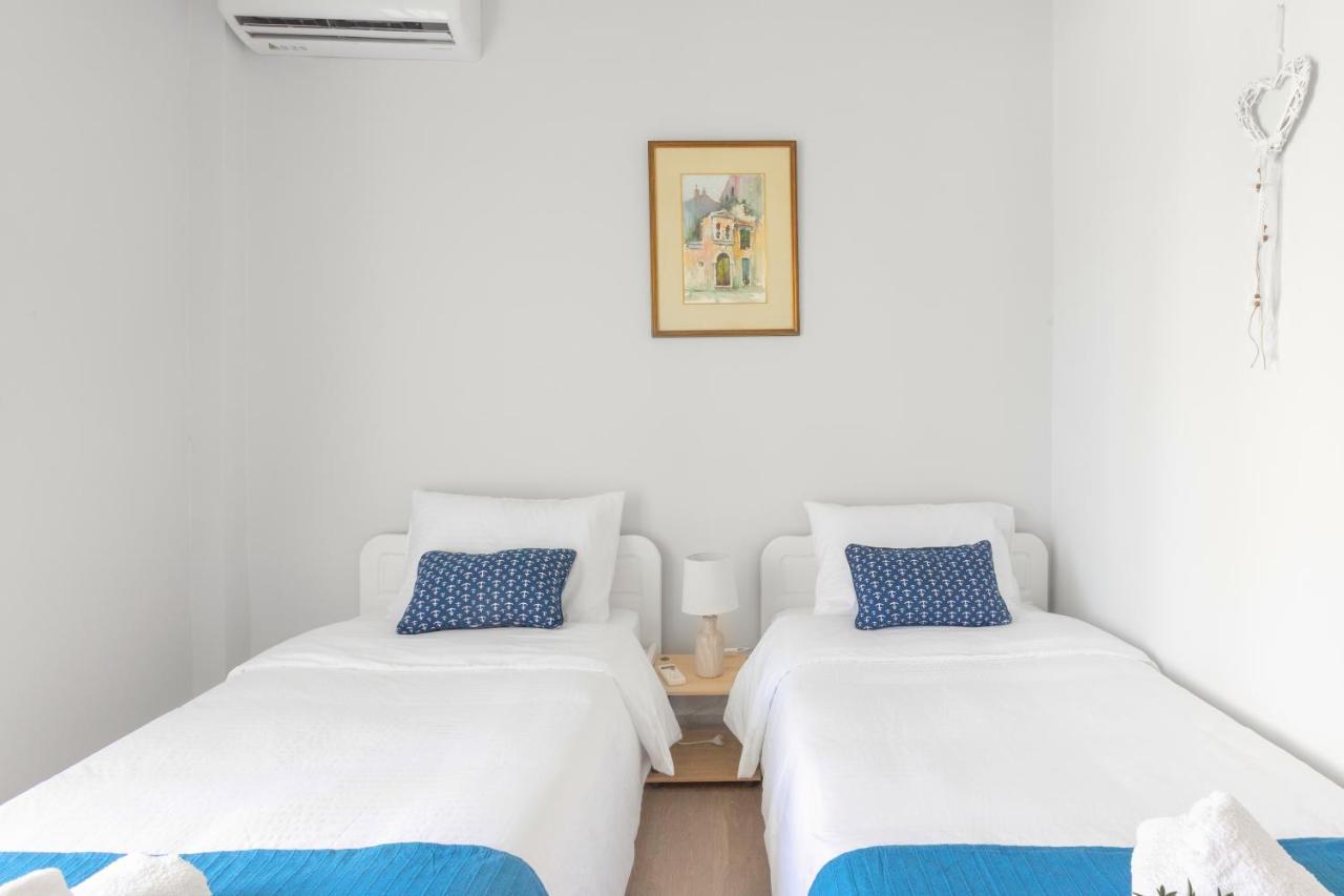Meda'S Apartment Дассия Экстерьер фото